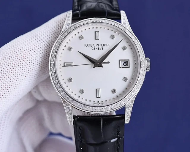 Patek Philippe Watches Diamond-Set Bezel Date Watch product detail image 2