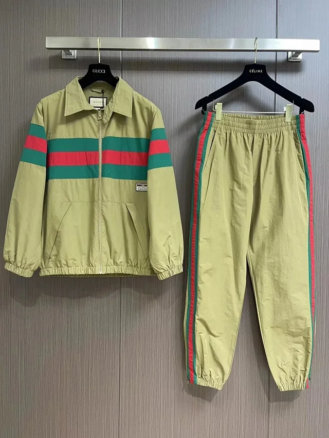 Gucci Matching Sets T-Shirt and Shorts Set product detail image 7