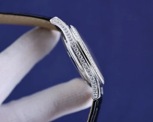 Patek Philippe Watches Diamond-Set Bezel Date Watch product detail image 14