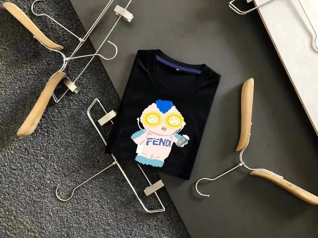 Fendi T-Shirts Short-Sleeve Graphic — 30