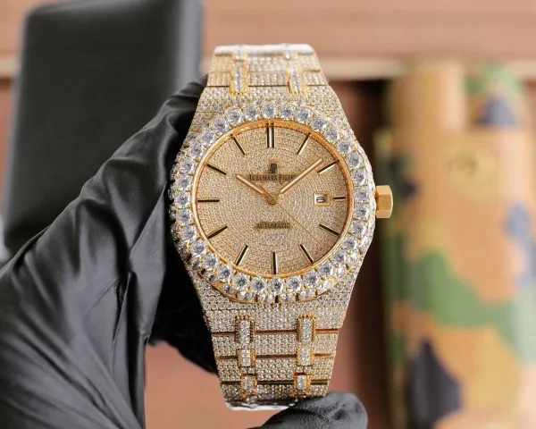 Audemars Piguet Royal Oak Offshore Chronograph Diamond-Encrusted Gold Watch Watches - 3