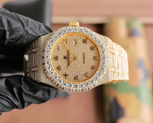 Audemars Piguet Royal Oak Offshore Chronograph Diamond-Encrusted Gold Watch Watches - 18