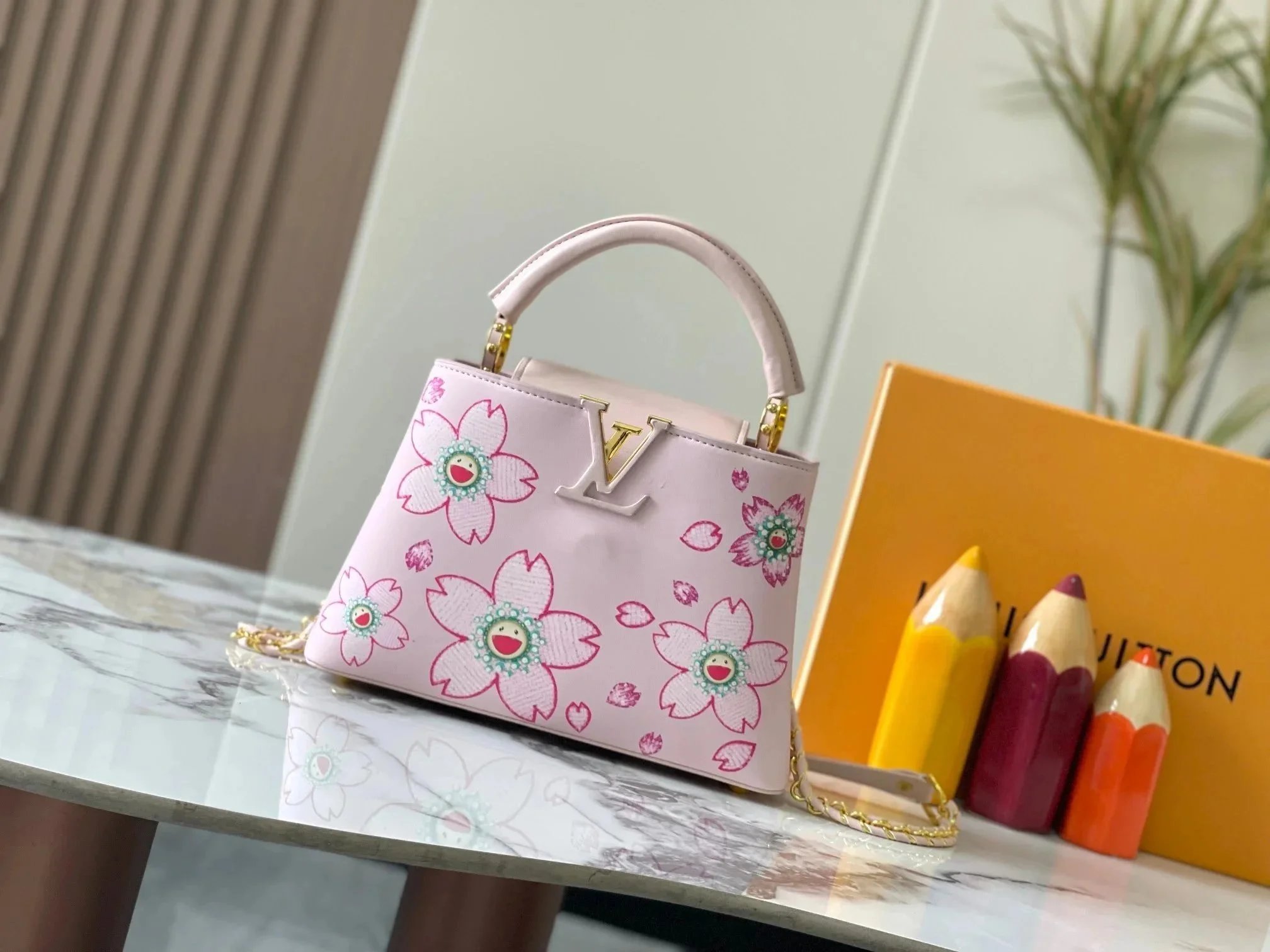 27×18×9cm