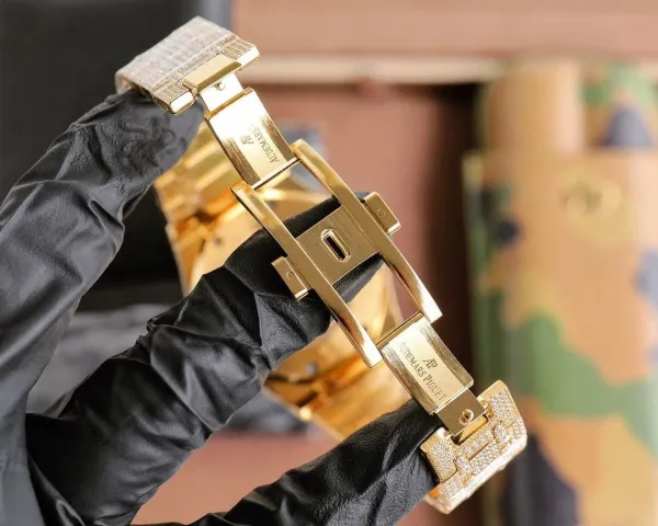 Audemars Piguet Royal Oak Offshore Chronograph Diamond-Encrusted Gold Watch Watches - 27