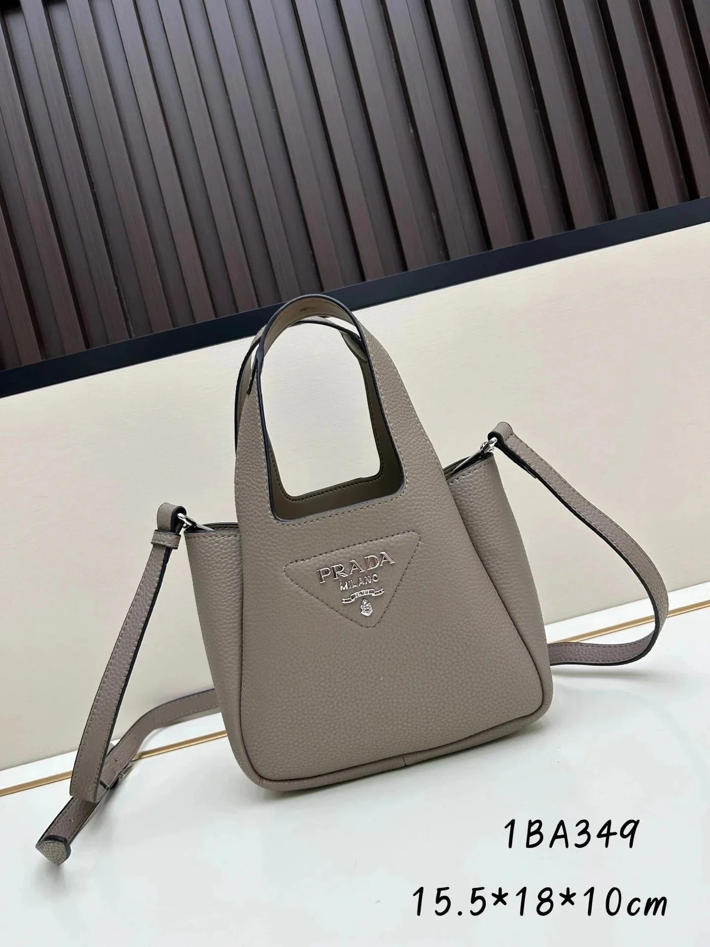15.5*18*10cm..