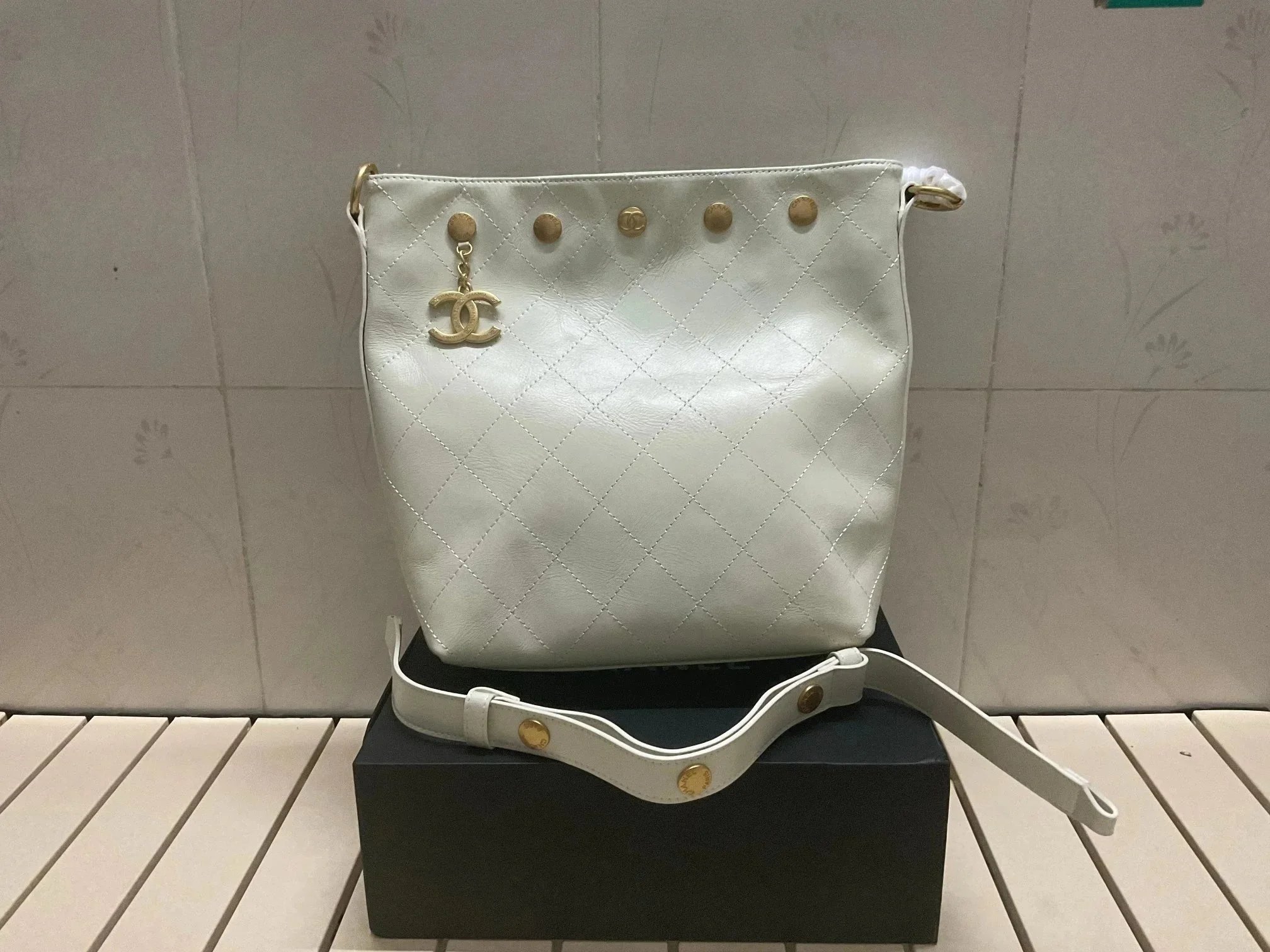 31cmX28cmX15cm.