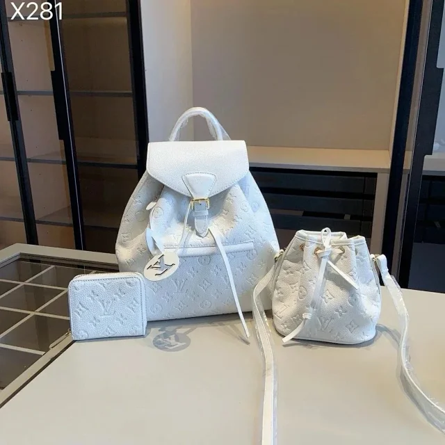 Louis Vuitton Handbags Three-Piece Handbag Set with Crossbody Bag and Wallet product detail image 8