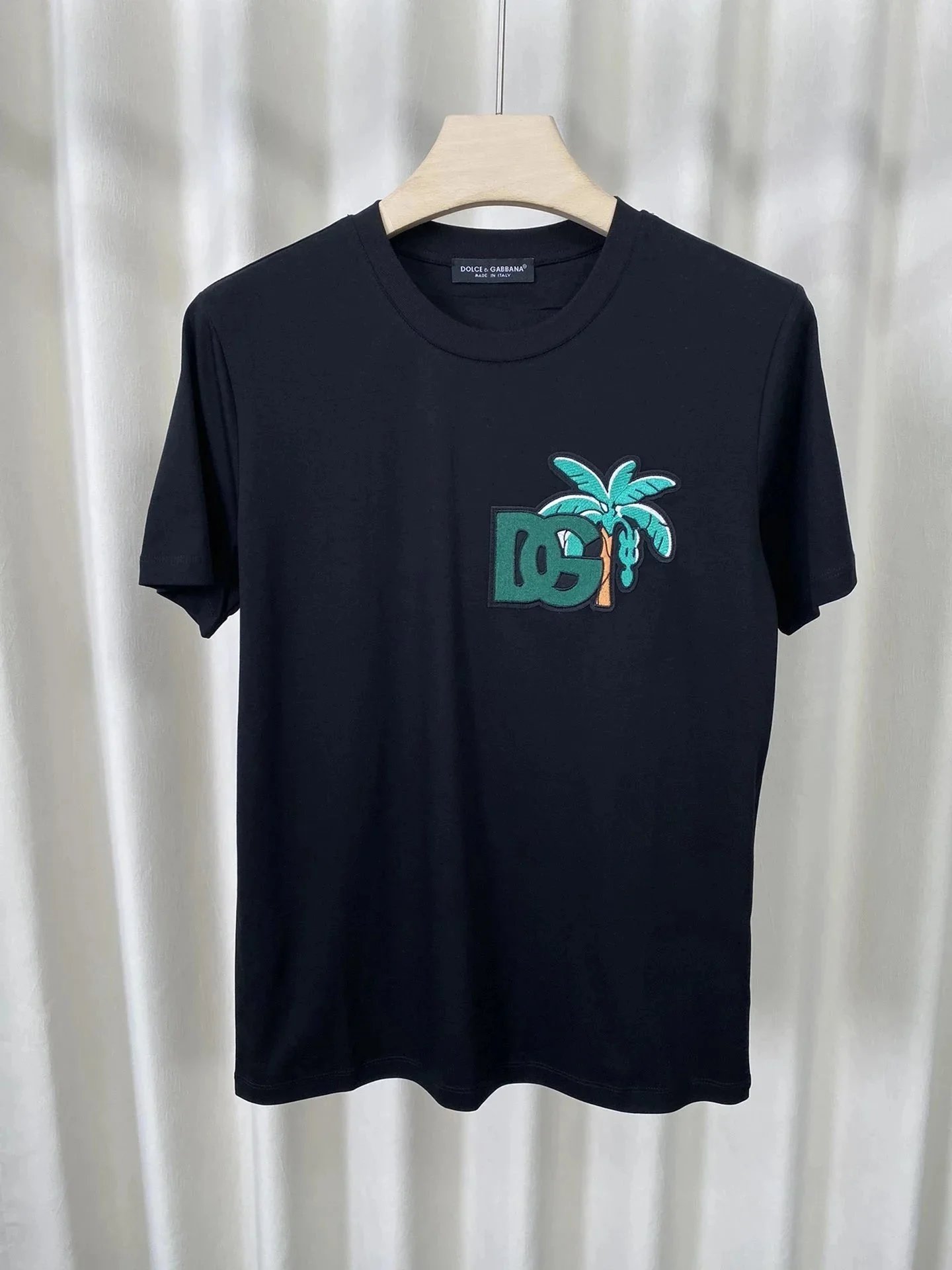 Dolce & Gabbana T-Shirts Logo Graphic Short-Sleeve T-Shirt — 21