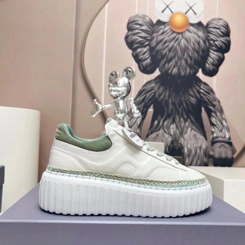 Unbranded Sneakers Lace-Up Platform with Ribbed Sole — 10