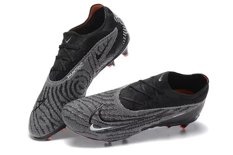 Nike Phantom Football Boots