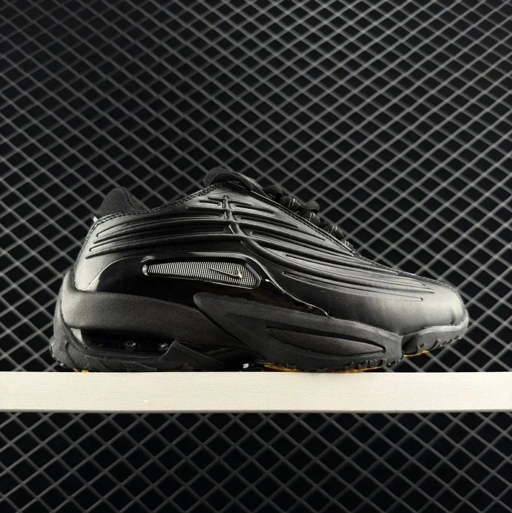 Nike black casual Sneakersy product photo 2