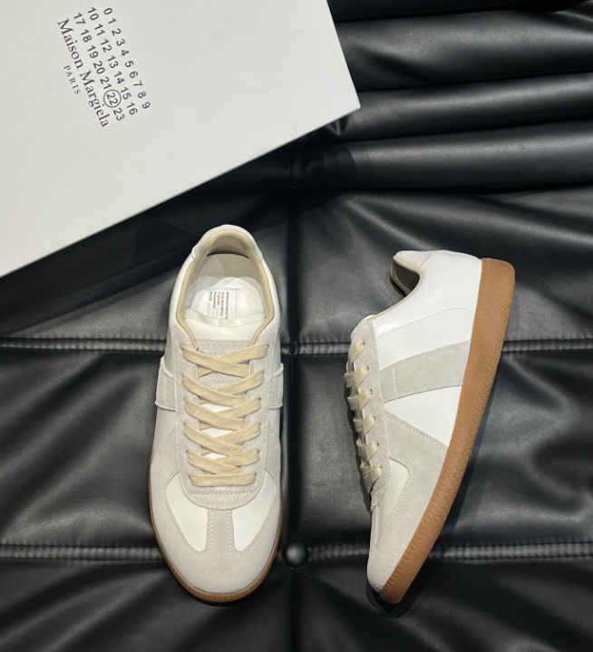 Maison Margiela black leather and suede sneakers product photo 3