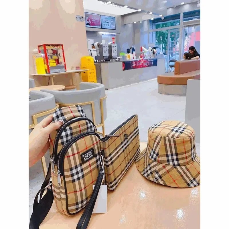 Burberry Check Patte