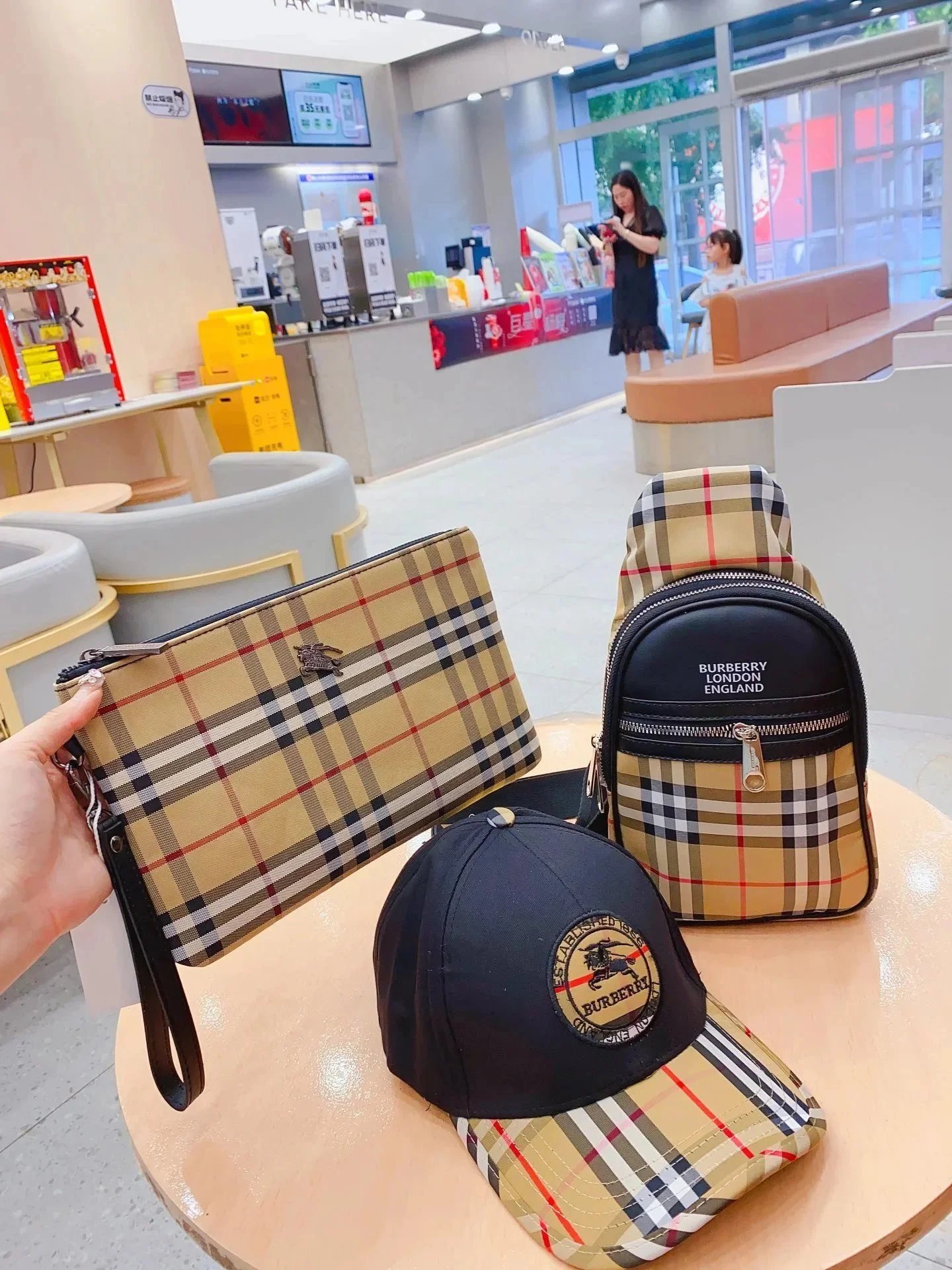 Burberry Check Pattern Crossbody Bag, Pouch, and Bucket Hat Set product photo 4
