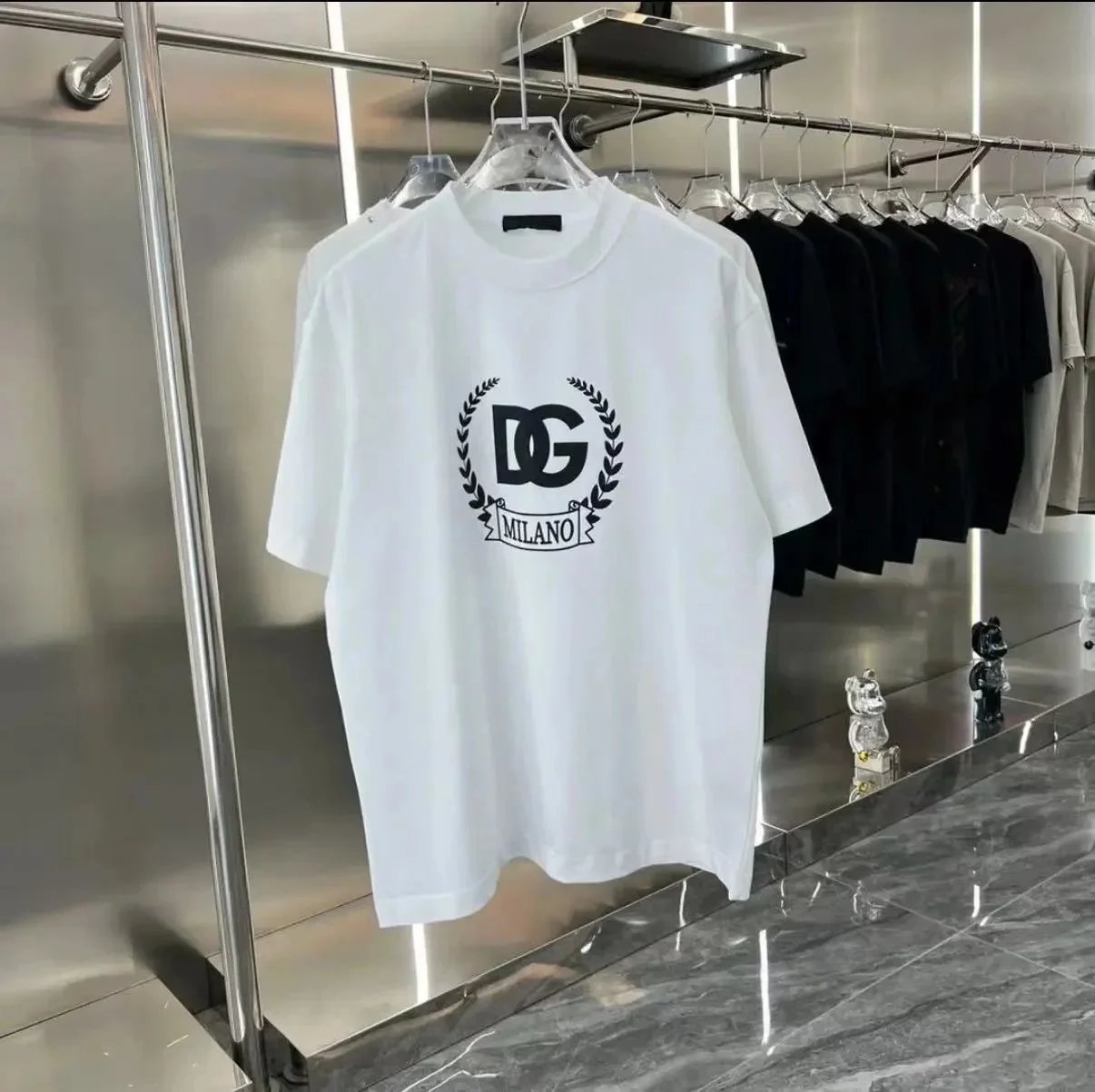 Dolce & Gabbana T-Shirts Logo Graphic Short-Sleeve T-Shirt — 30
