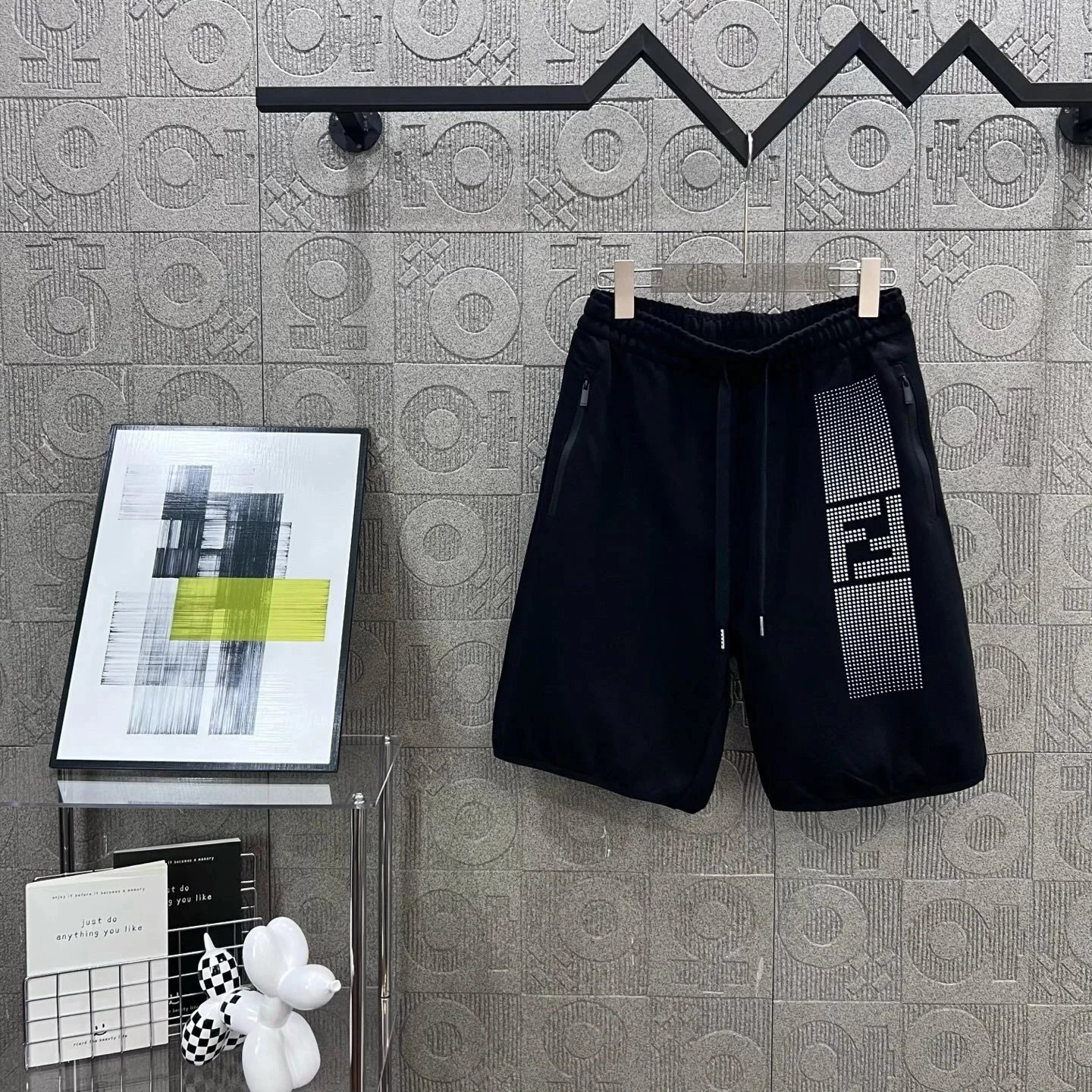 Fendi Fashion Shortsit 1