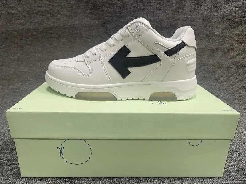Off-White Low-top sneakers with arrow logo product photo 3
