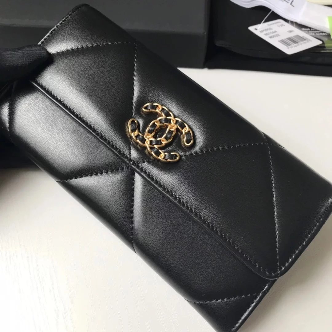 Chanel 19 Wallet Black Quilted Lambskin with Gold-Tone CC Logo Long Wallet - 2