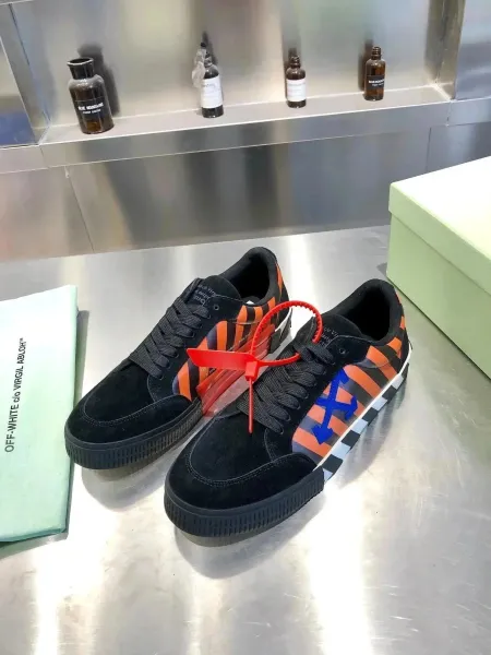 Off-White Diagonal Arrow Low Top White Orange Black Sneakers - 7