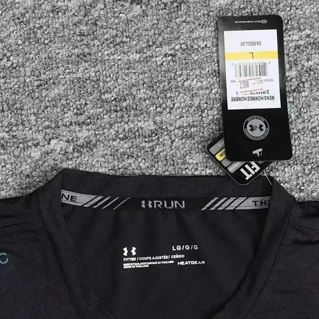 Under Armour T-Shirts Short-Sleeve Performance Logo Print product detail image 9