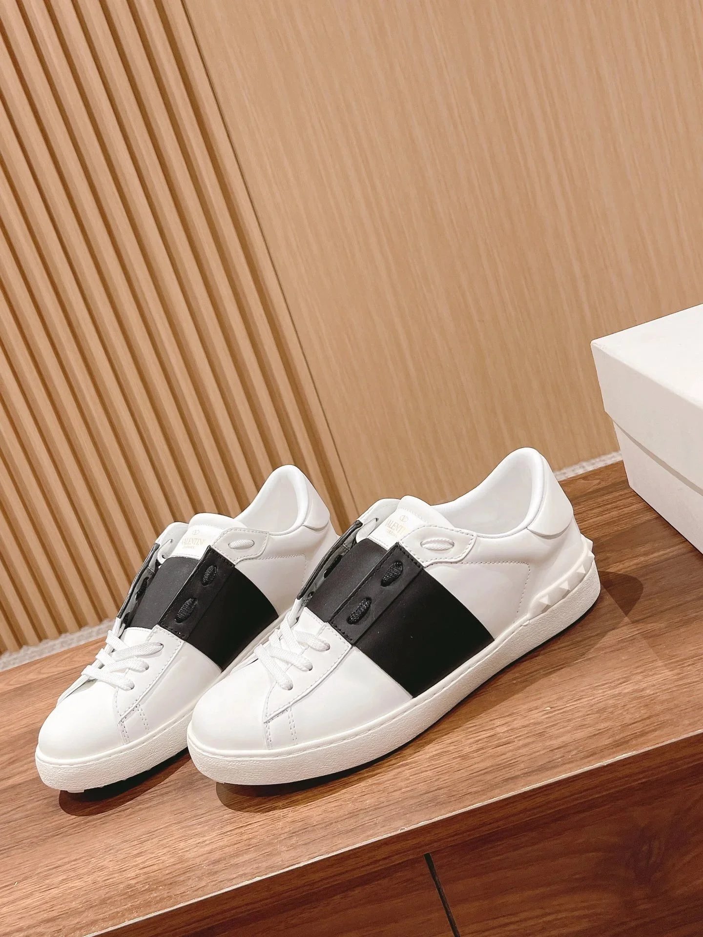 Classic studded white sneakers – unisex athletic & casual shoes – new arrival