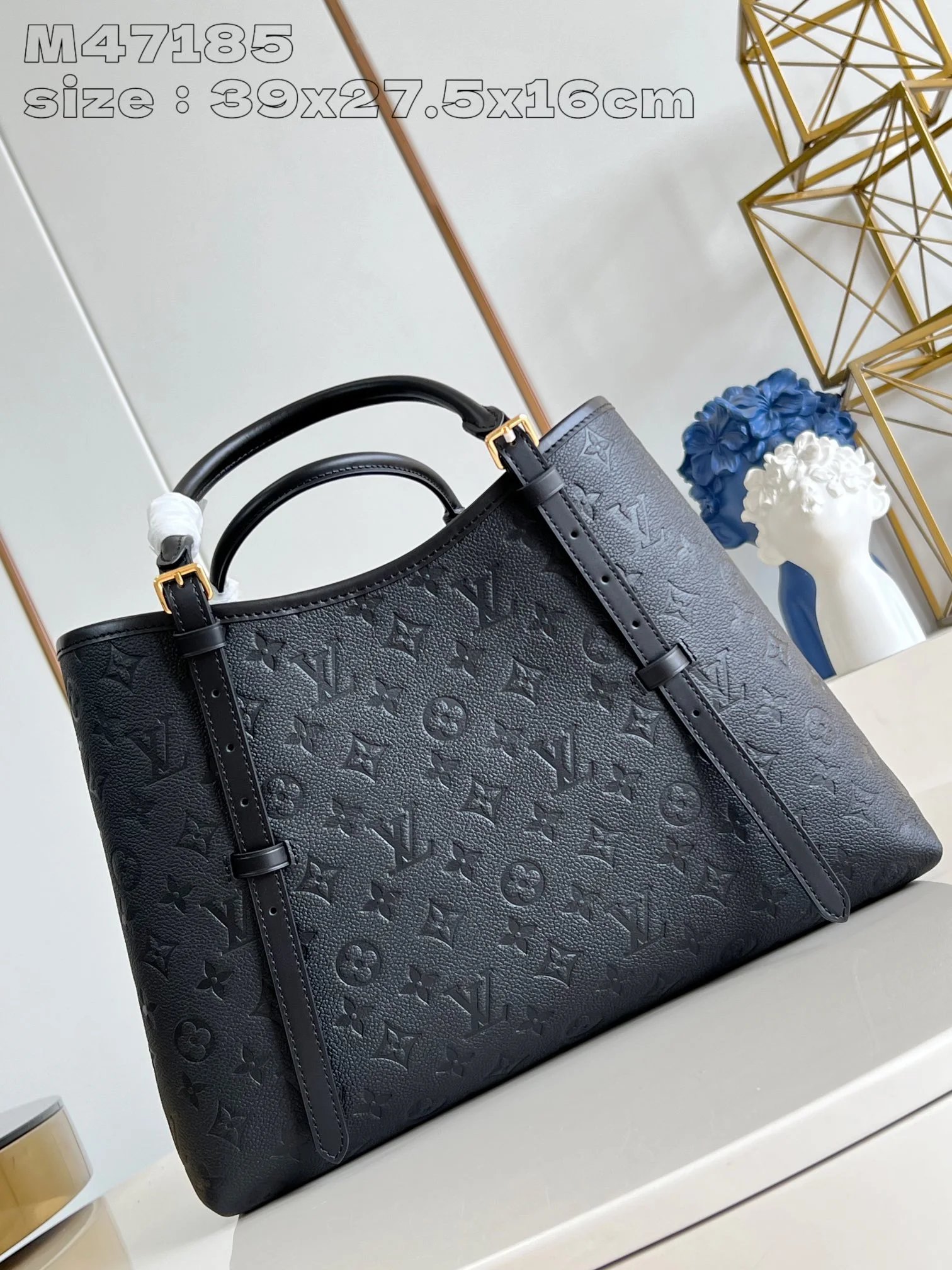 The top-level original M47185 black Babylone Tote MM handbag traces its origins to the Parisian Babylone trendy community, using delicate cowhide leather to outline sharp lines, providing ample space for storage and transportation needs Equipped with a central zipper pocket and an adjustable handle for long, short, shoulder, and back. s