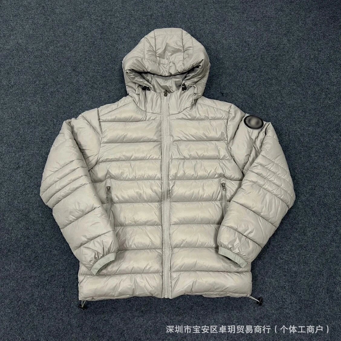 Overseas Edition Silver Grey Black Badge