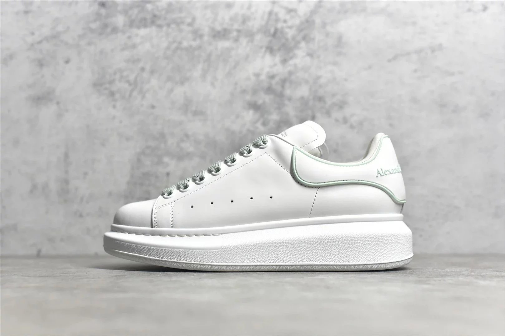 Alexander Mcqueens 10