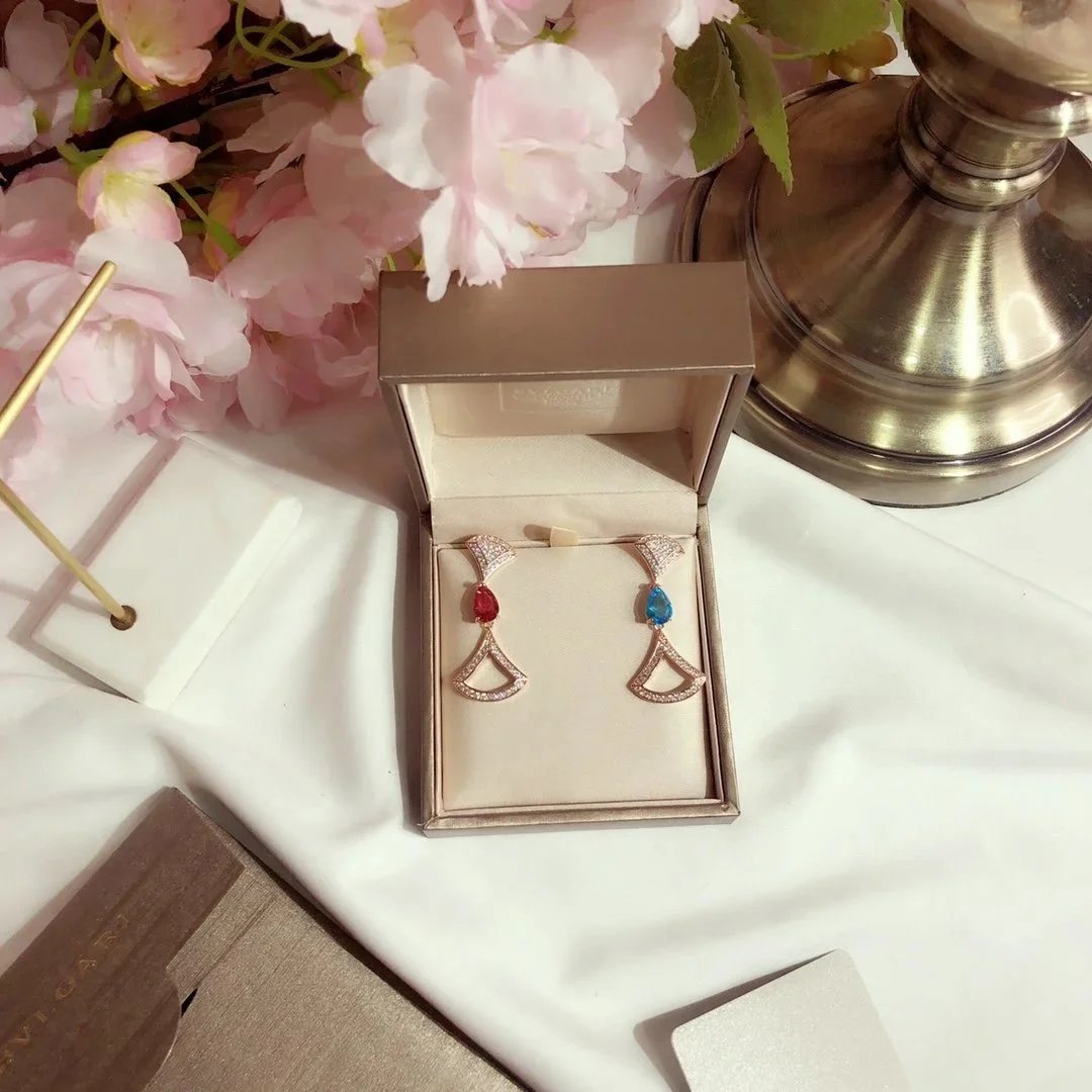 Design Floral Motif Drop Earrings with Cubic Zirconia in Rose Gold Jewelry - 6