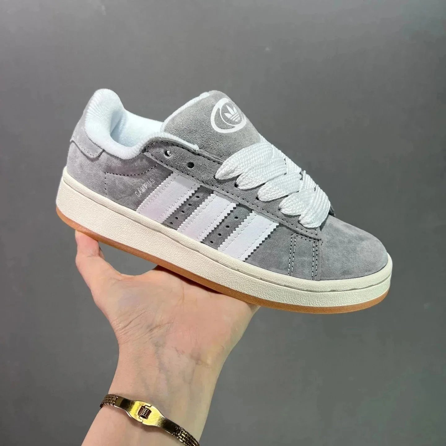 Adidas Sneakers Campus — Grayish white