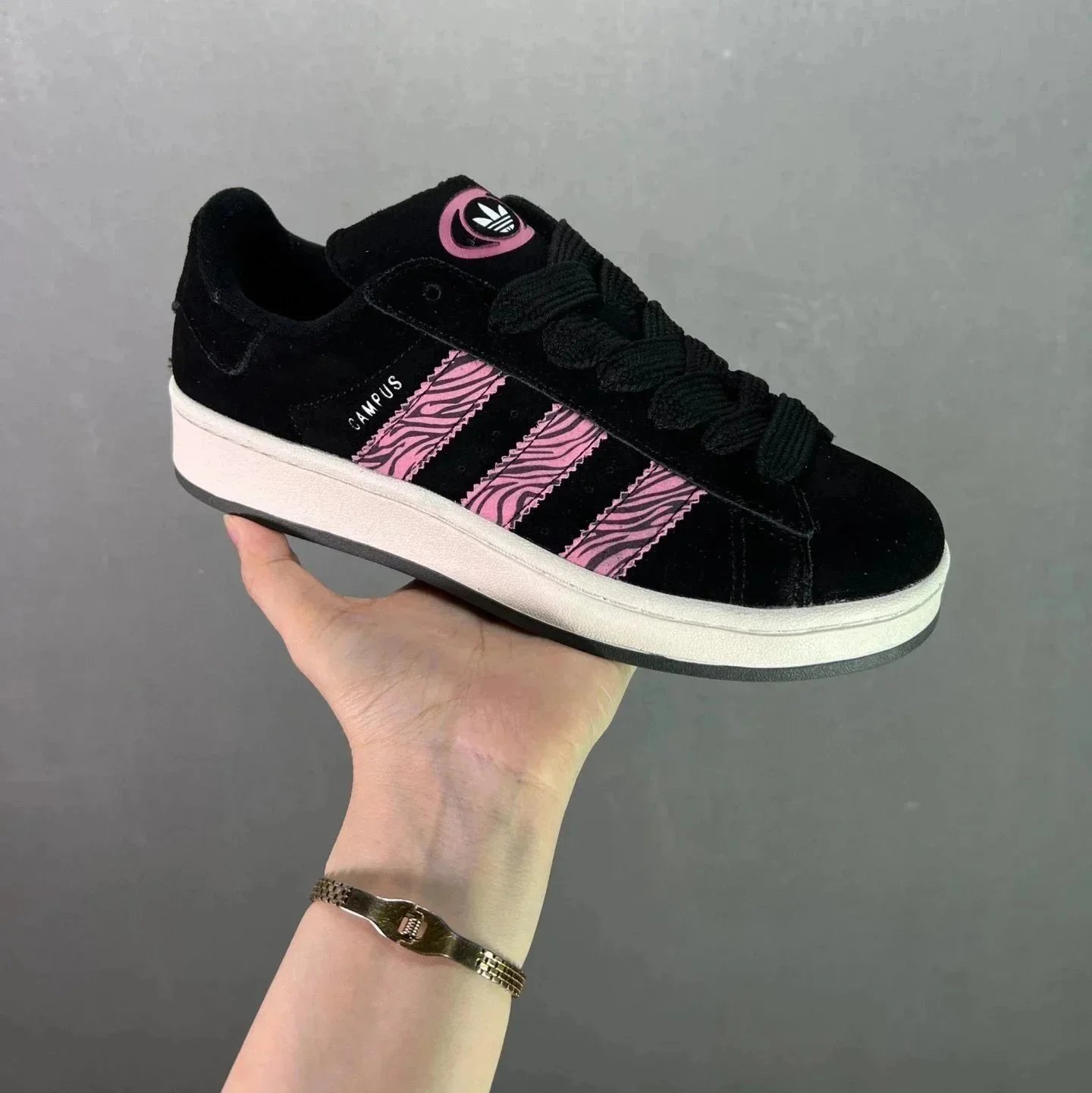 Adidas Sneakers Campus — Black powder