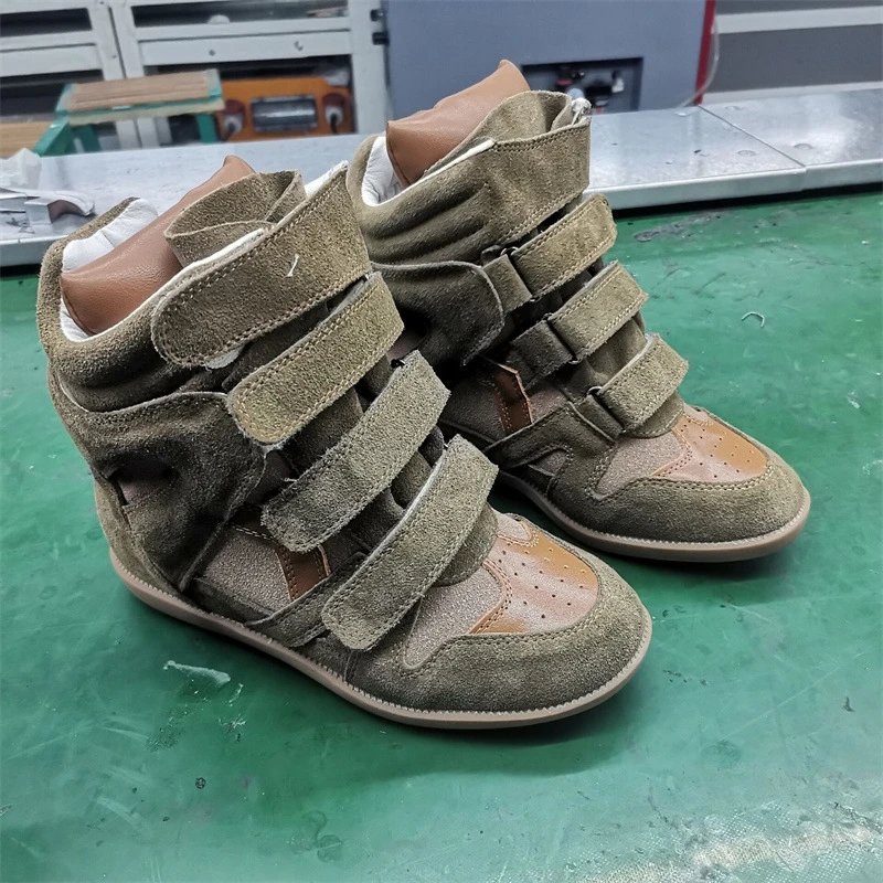 Athletic Lifestyle Sneakers product photo 4