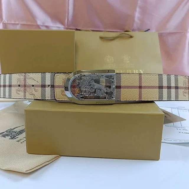 Burberry Belts Check Belt with Equestrian Knight Buckle product detail image 3