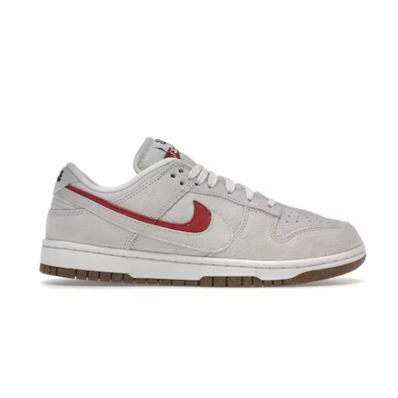 Nike Dunk Low Sneakers