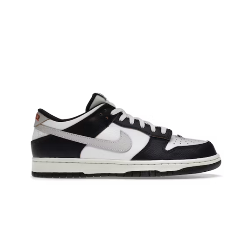 Nike Dunk Low Sneakers