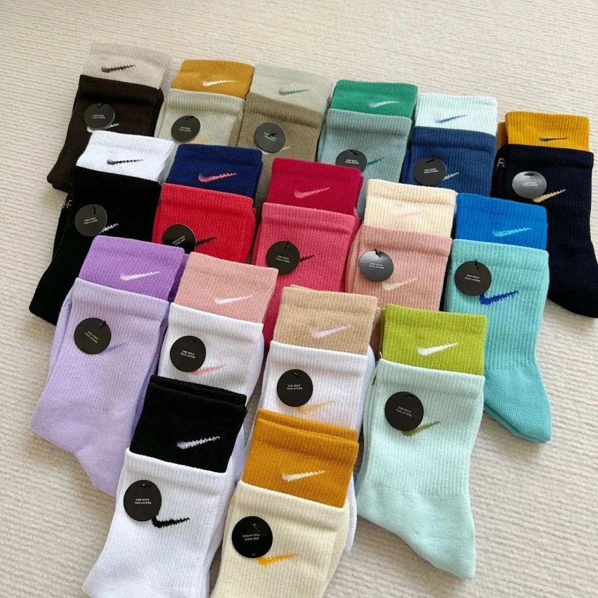 Nike Swoosh Crew Socks Multicolor Socks product detail 5 in Litbuy spreadsheet finds