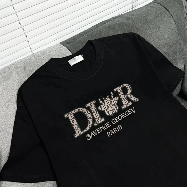 Balenciaga T-Shirts Graphic-print short-sleeve T-shirt product detail image 7