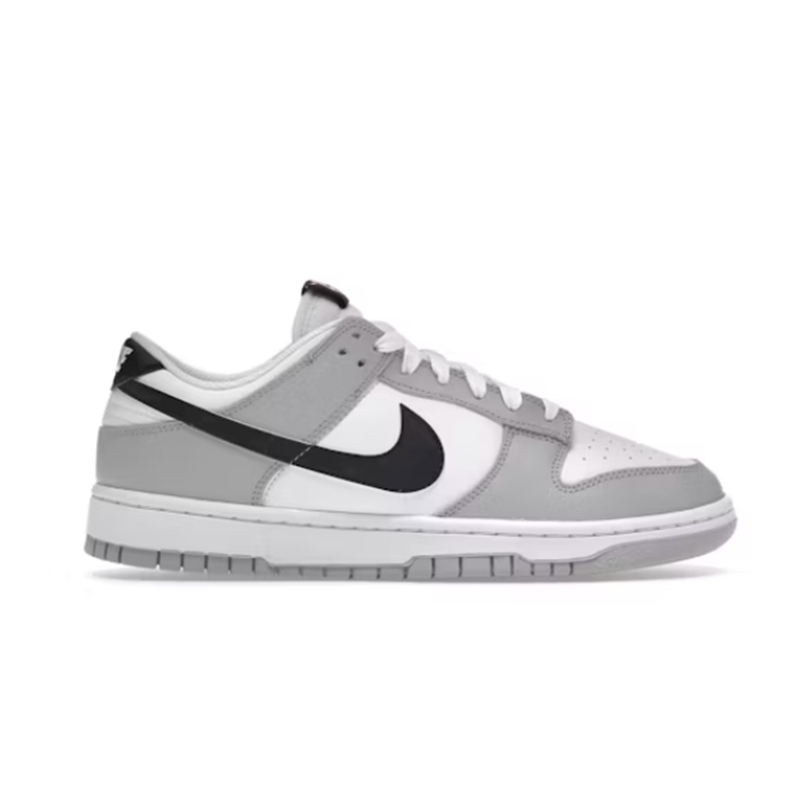 Nike Dunk Low Sneakers