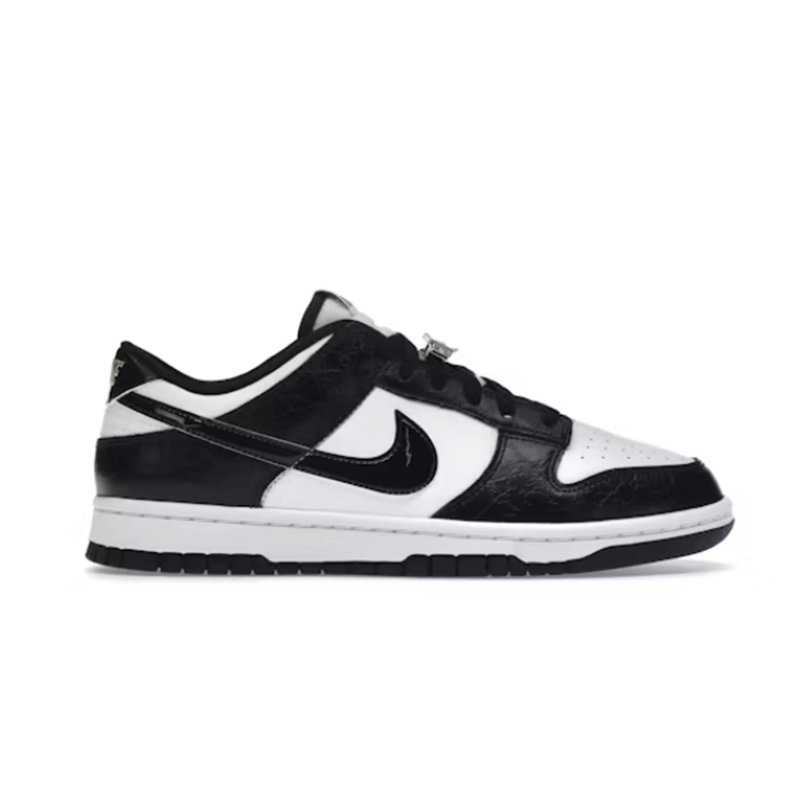 Nike Dunk Low Sneakers