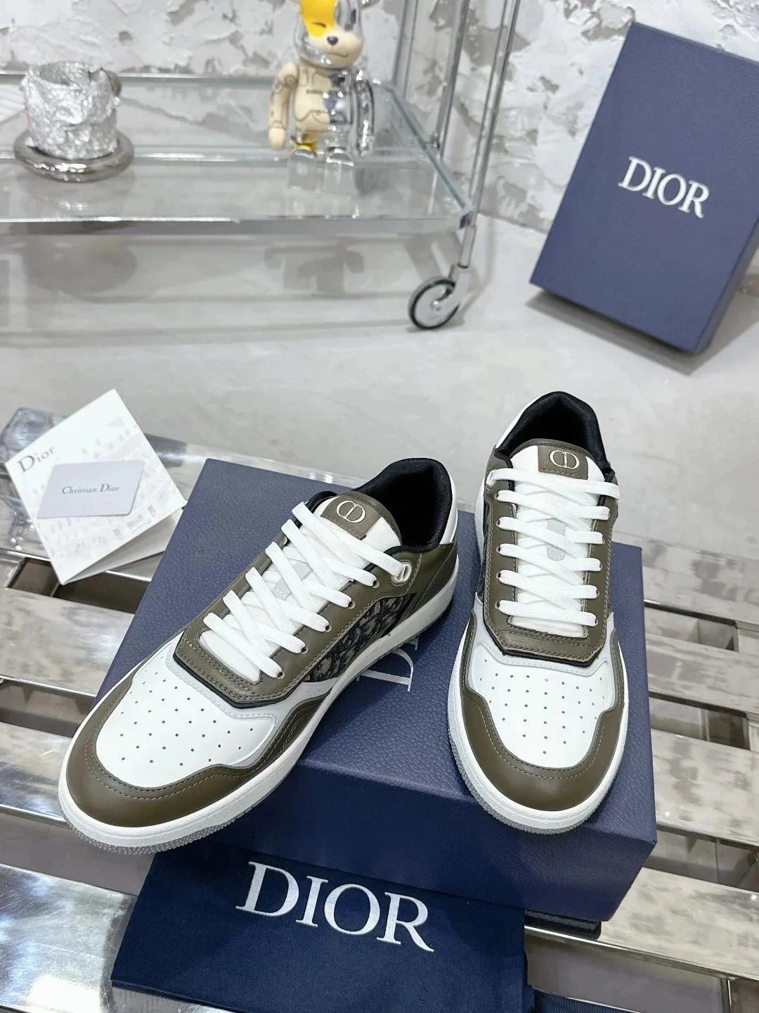 Dior B23 Low Top Sneakers Olive Green and White Sneakers - 1
