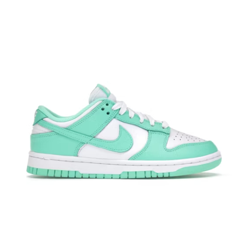 Nike Dunk Low Sneakers