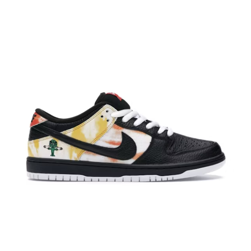 Nike Dunk Low Sneakers