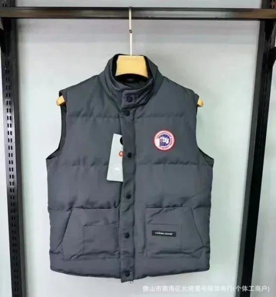 Canada Goose Crofton Vest Black Down Vest - 7