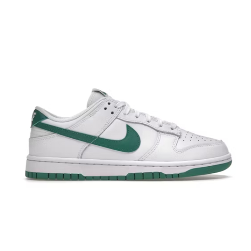 Nike Dunk Low Sneakers