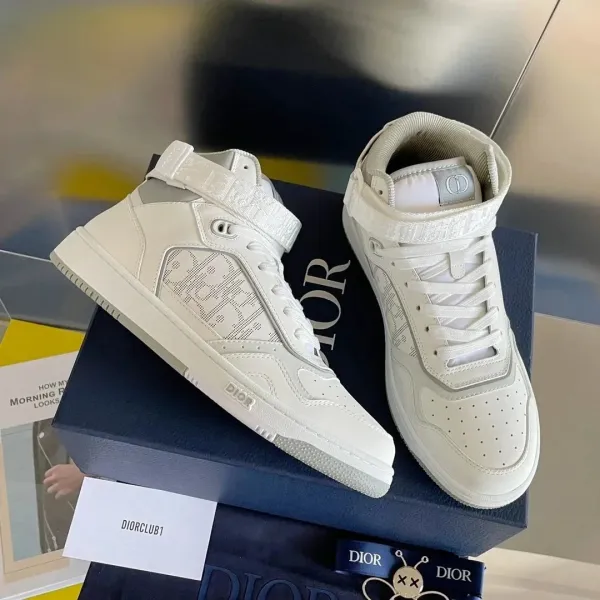 Dior B23 High-Top White Oblique Sneakers - 1