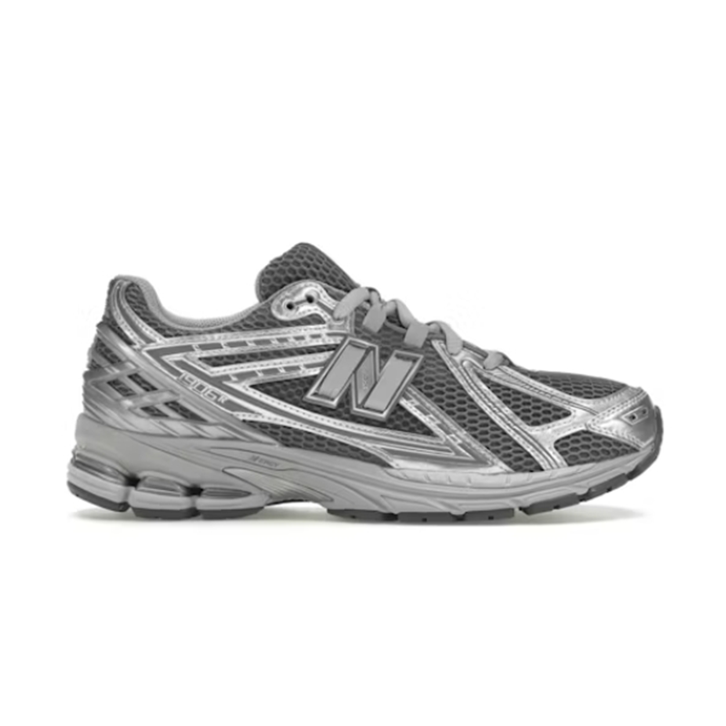 New Balance 1906R Sneakers