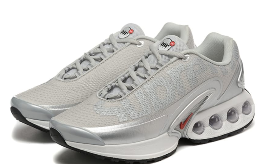 Nike Air Max Plus Sneakers