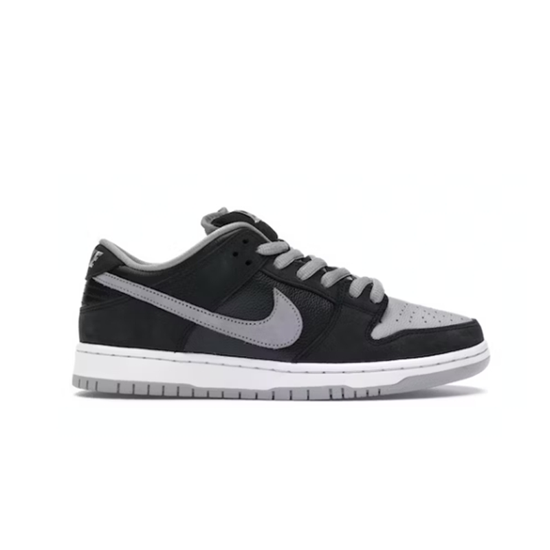 Nike Dunk Low Sneakers