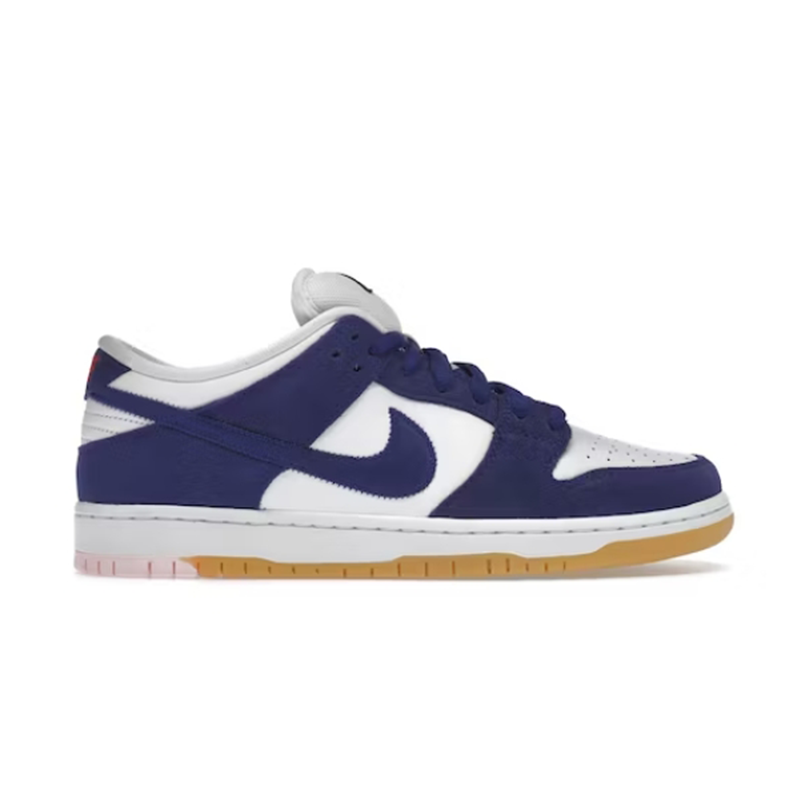 Nike Dunk Low Sneakers