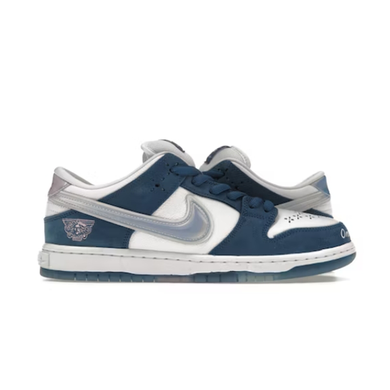 Nike Dunk Low Sneakers